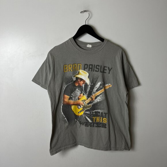 2014 Brad Paisley Beat This Winter Tour T-Shirt Large Gray Vintage Country Music - Picture 13 of 16